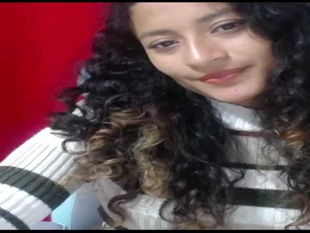 Capturas de pantalla de transmisión Dani-Nealy