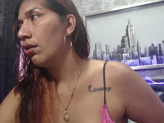 Capturas de pantalla de transmisión DanielaLovy