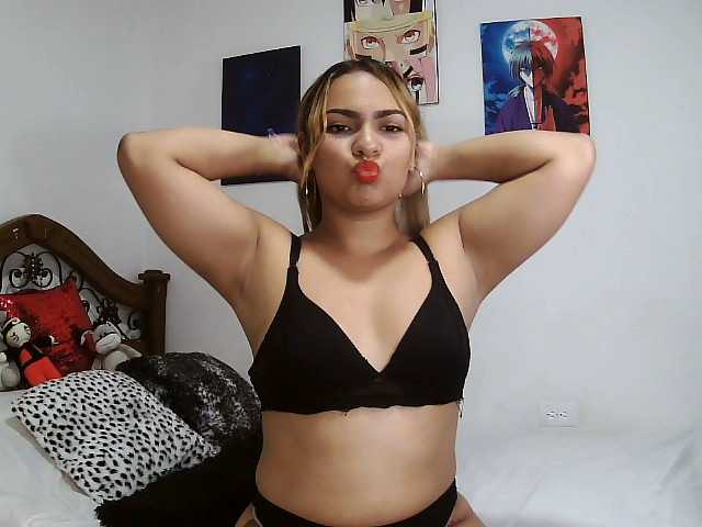 Fotos DannaStyles Show tits #Bigass #young #latina #ass #cum #squirt #Curvy #Ass #New