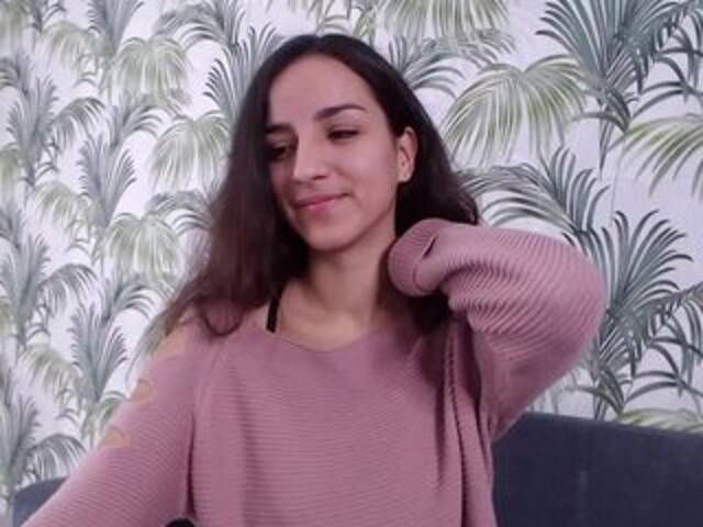 Capturas de pantalla de transmisión DaphneMoss