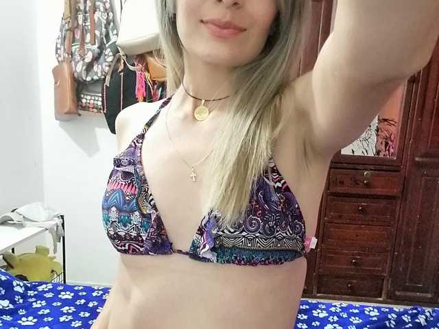 Videochat erótico DaraCollins