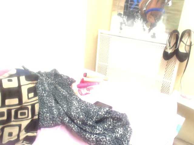 Capturas de pantalla de transmisión DarkDolySpark