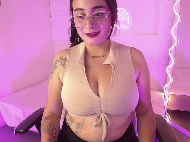 Capturas de pantalla de transmisión Darling-tay