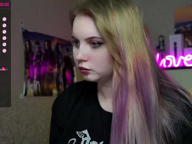 Capturas de pantalla de transmisión dead-moon