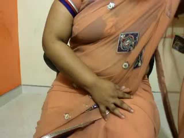 Capturas de pantalla de transmisión indian_kiss