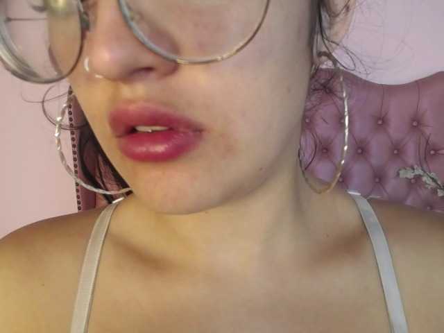 Fotos Diamonstar- #deepthroat #blowjob #new #latina #spit