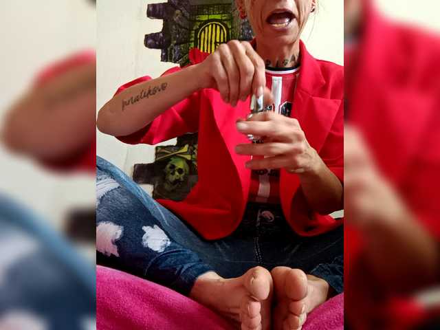 Capturas de pantalla de transmisión SexyMilfMom4VOYERS