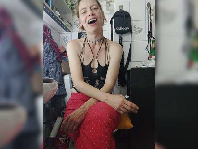 Capturas de pantalla de transmisión SexyMilfMom4VOYERS