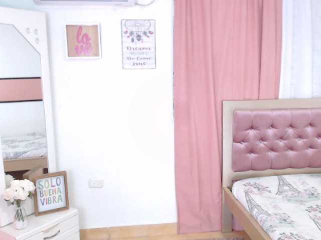 Capturas de pantalla de transmisión dianafulker