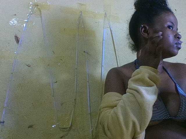 Capturas de pantalla de transmisión Djamillah