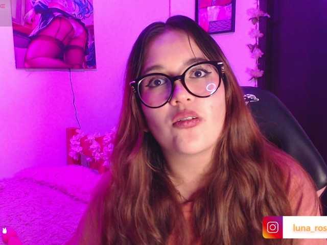 Capturas de pantalla de transmisión Dollielove