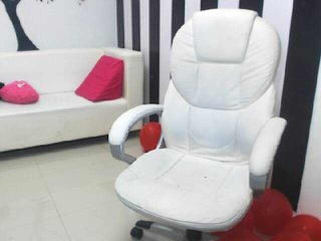 Capturas de pantalla de transmisión Donnale