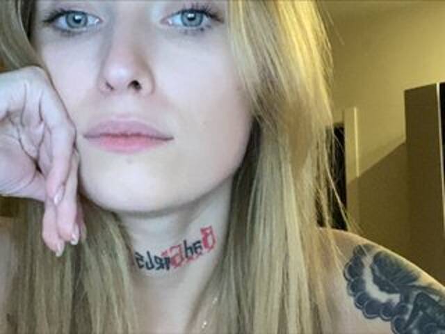 Capturas de pantalla de transmisión PREKRVTI