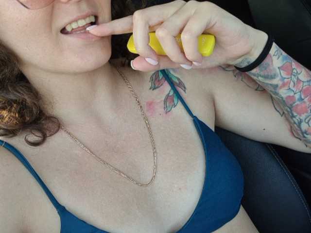 Capturas de pantalla de transmisión Moneysyou