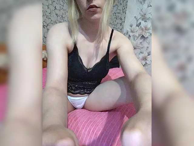Capturas de pantalla de transmisión E1eanorEustacia