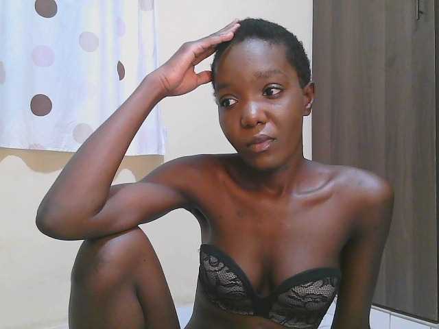 Capturas de pantalla de transmisión Ebonygoddess2