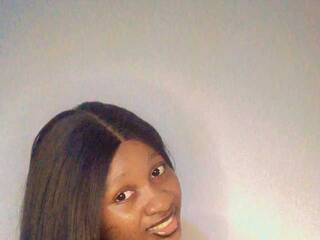 Chat de video erótico Ebonypetiti