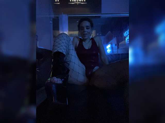 Capturas de pantalla de transmisión EchoKnight