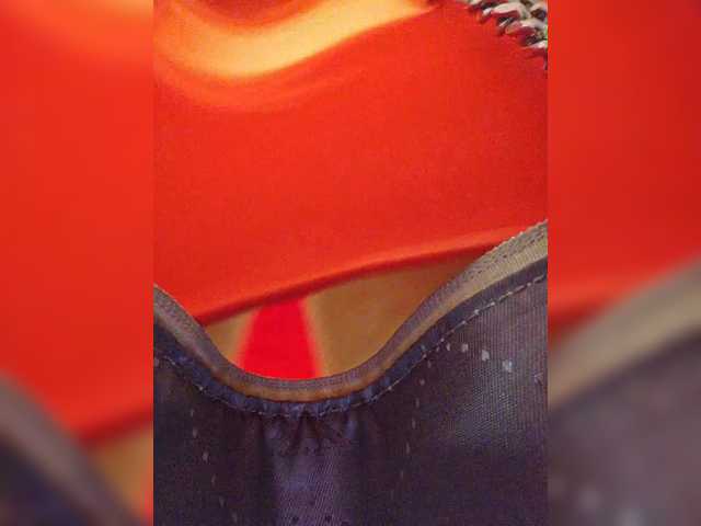 Capturas de pantalla de transmisión EditaMilf