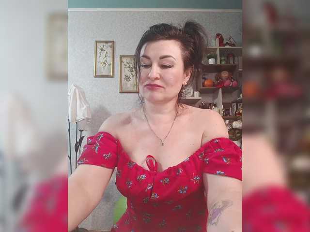 Capturas de pantalla de transmisión Ellie_