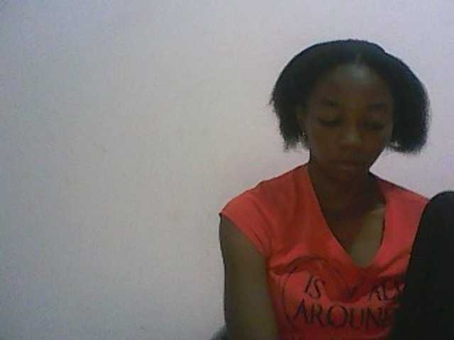 Capturas de pantalla de transmisión ElianeXhot