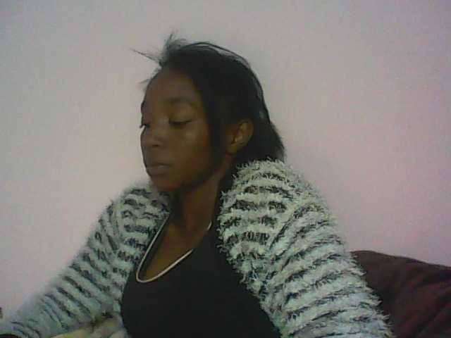 Capturas de pantalla de transmisión ElianeXhot