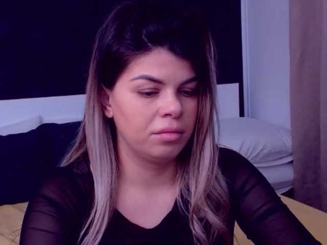 Capturas de pantalla de transmisión EliseTyler