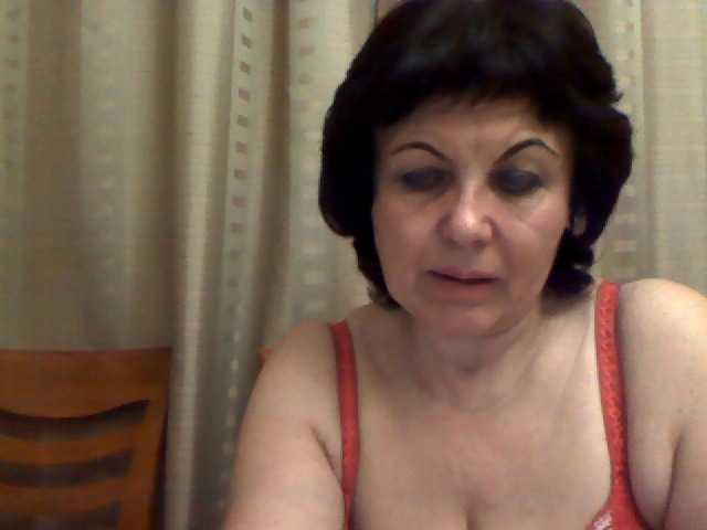 Capturas de pantalla de transmisión ElizzaBelise