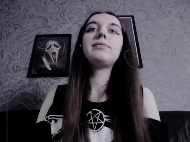 Capturas de pantalla de transmisión EllaDark