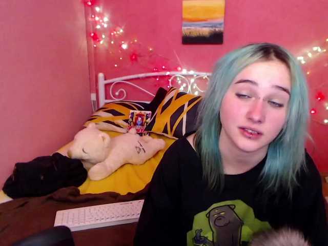 Capturas de pantalla de transmisión EmiElfy