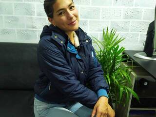 Chat de video erótico emili-mac