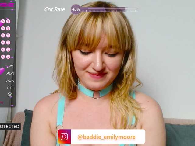 Capturas de pantalla de transmisión emilymoore_