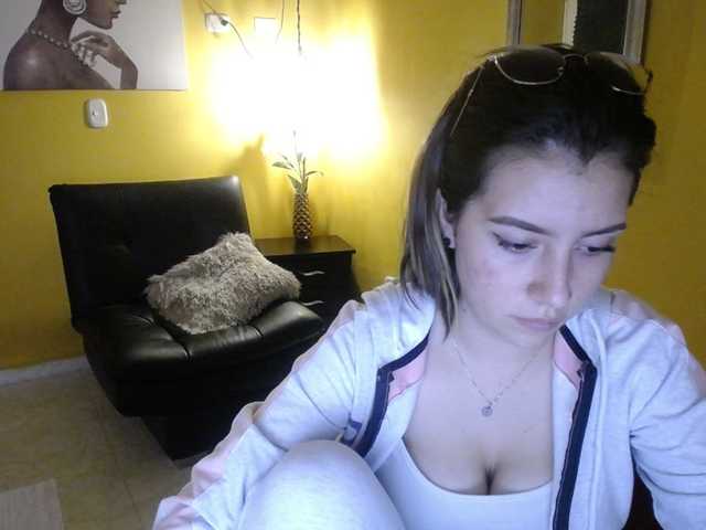 Fotos Emily-Up #latina#daddy #dildo #anal #squirt#cum#young#colombia#bigass#bigboobs#18#c2c