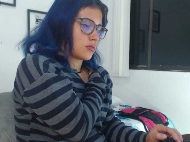 Capturas de pantalla de transmisión emily2016