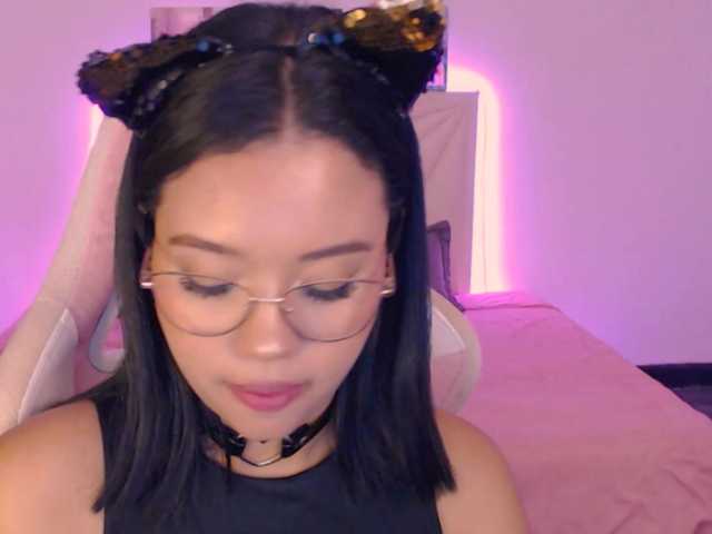 Capturas de pantalla de transmisión EmilyBloop