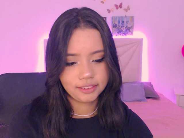Capturas de pantalla de transmisión EmilyBloop
