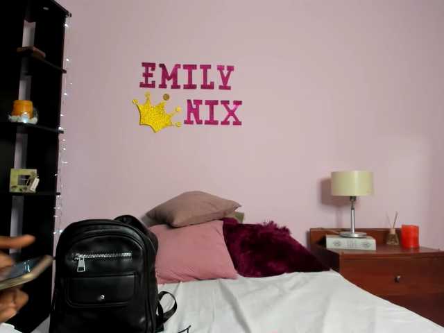 Capturas de pantalla de transmisión EmilyNix