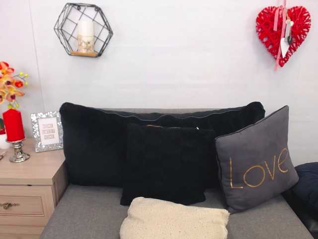 Capturas de pantalla de transmisión EmilyQueen