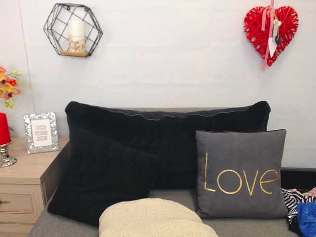 Capturas de pantalla de transmisión EmilyQueen