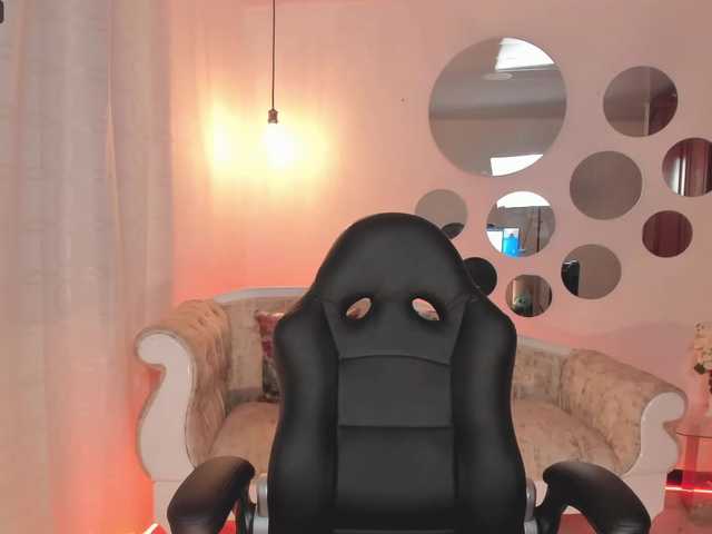Capturas de pantalla de transmisión EmilySunder