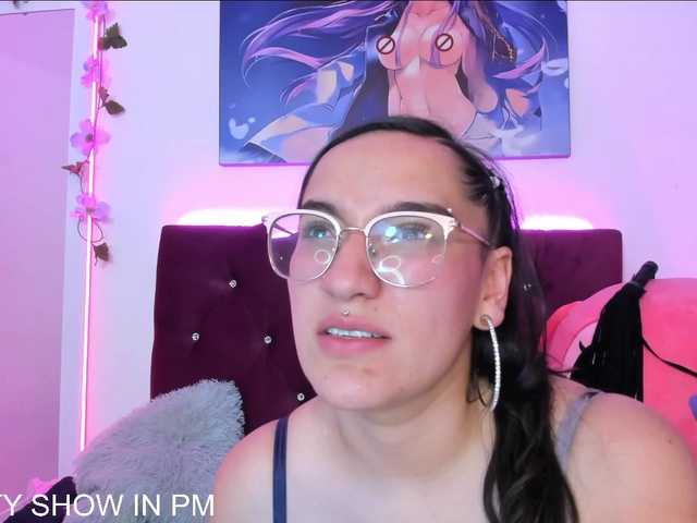 Capturas de pantalla de transmisión Emma-Allison