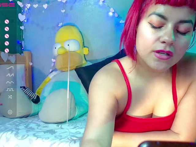 Capturas de pantalla de transmisión emmaluna