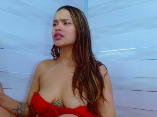 Capturas de pantalla de transmisión emmyythx