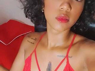 Chat de video erótico Emy-02