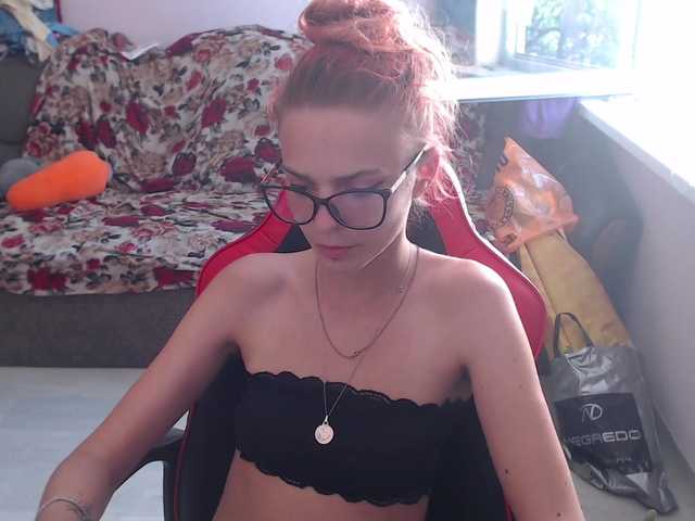 Capturas de pantalla de transmisión Ereskigal333