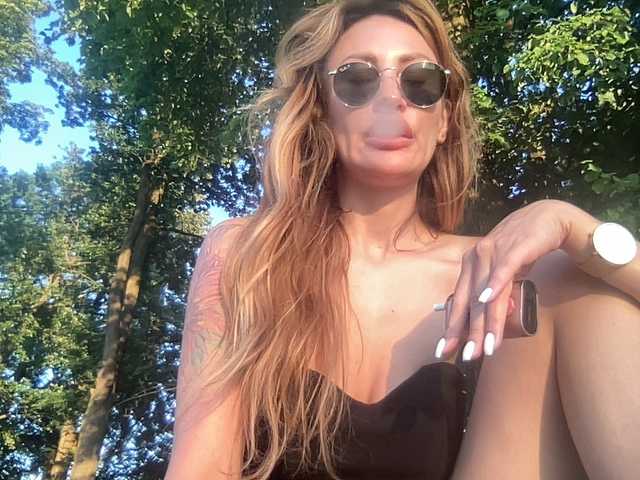 Capturas de pantalla de transmisión EvaGrey