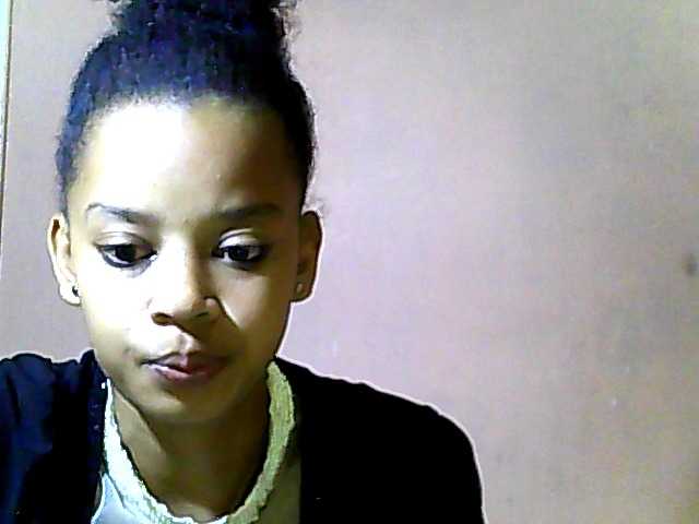 Capturas de pantalla de transmisión EVY15