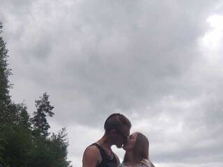 Chat de video erótico F0XandM00N