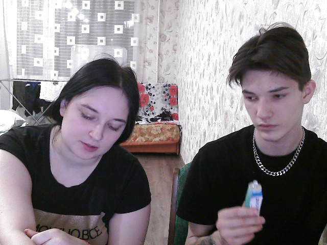 Capturas de pantalla de transmisión FamSmith