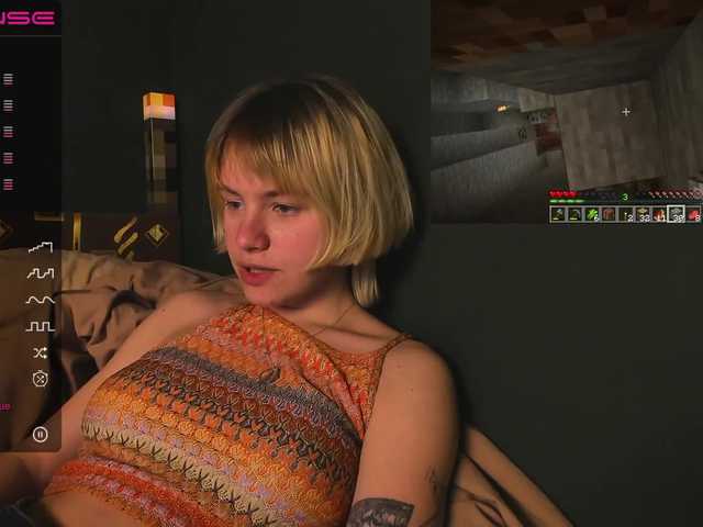 Capturas de pantalla de transmisión FapClubFam